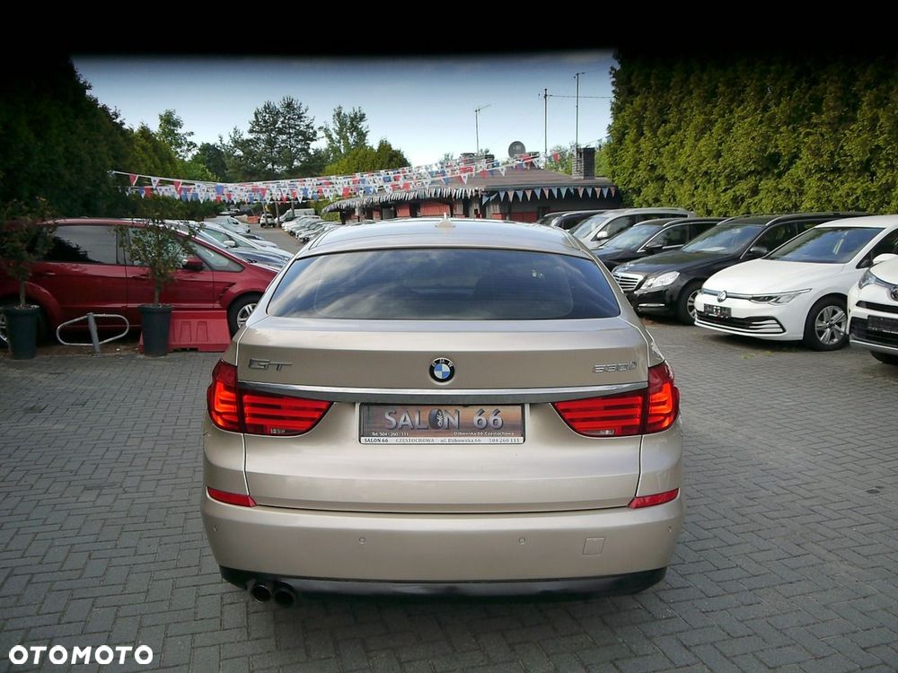 BMW 5GT - 14