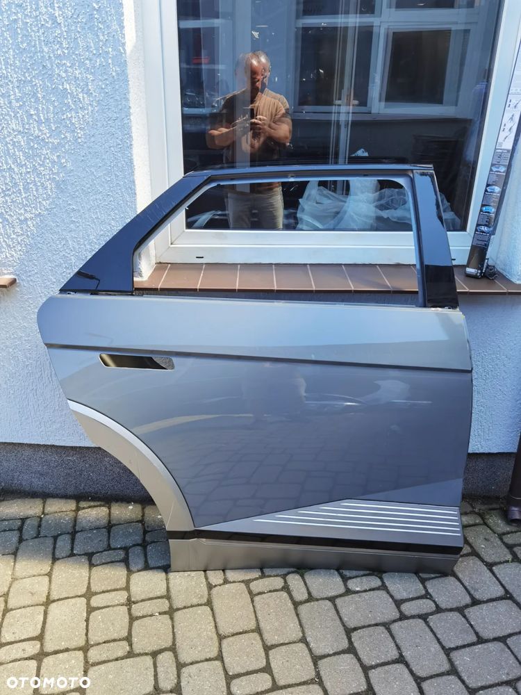 HYUNDAI IONIQ V 5 2021- DRZWI PRAWY TYŁ PRAWE TYLNE