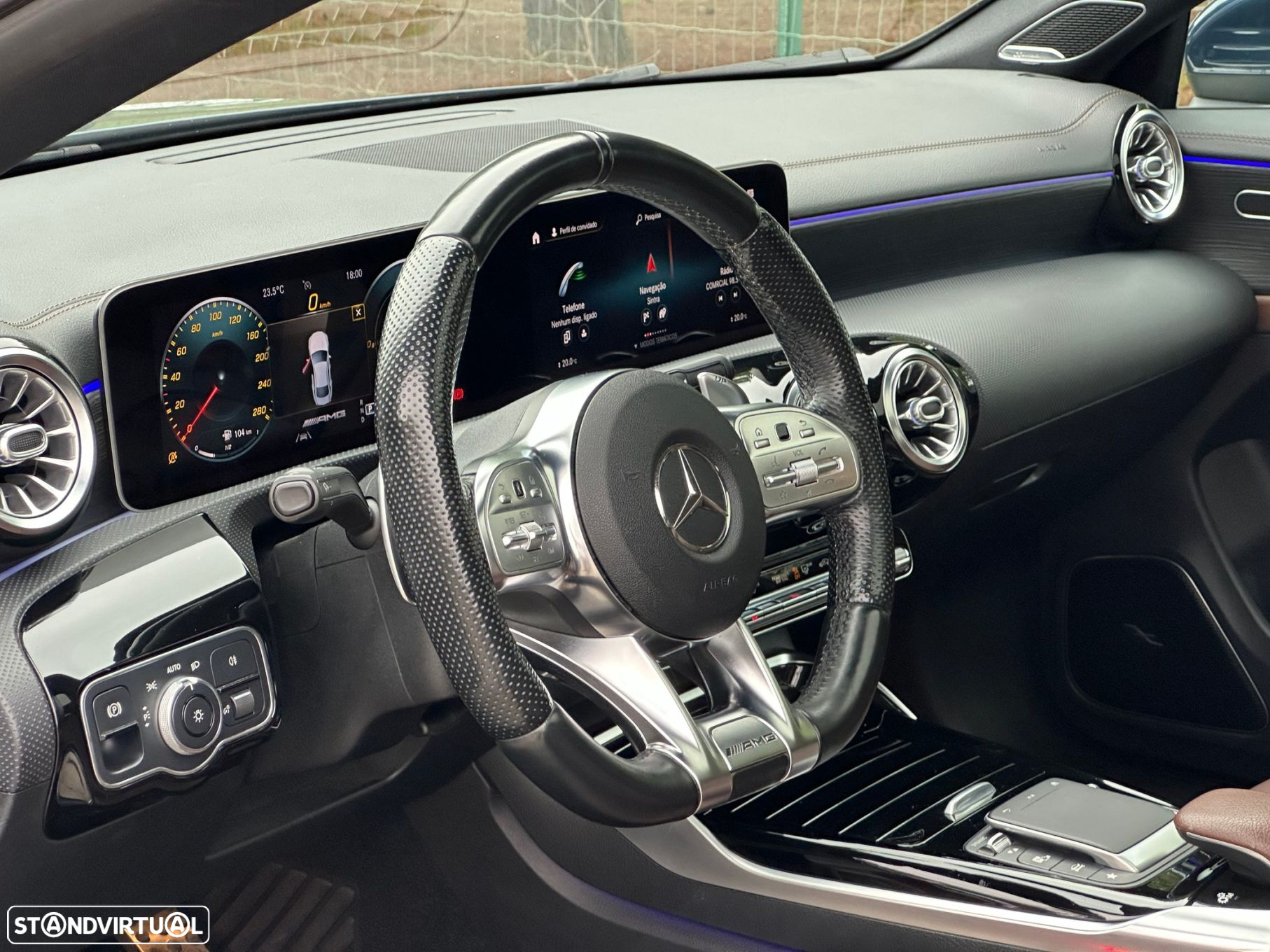 Mercedes-Benz CLA 35 AMG 4Matic - 38