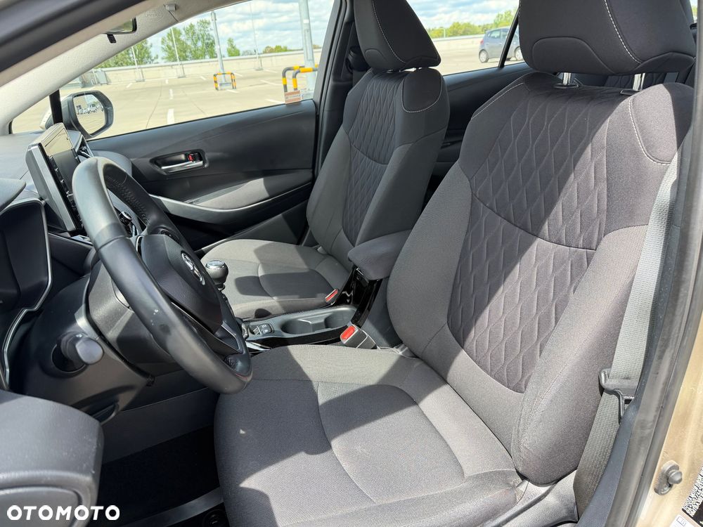 Toyota Corolla 1.5 Comfort - 24