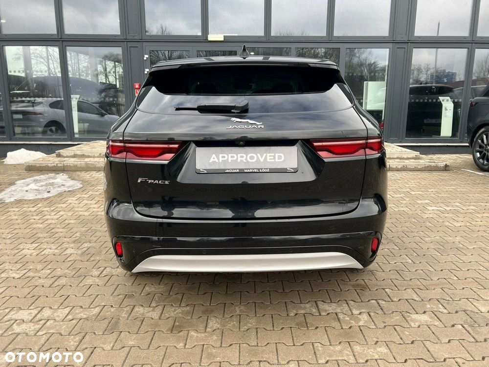 Jaguar F-Pace - 9