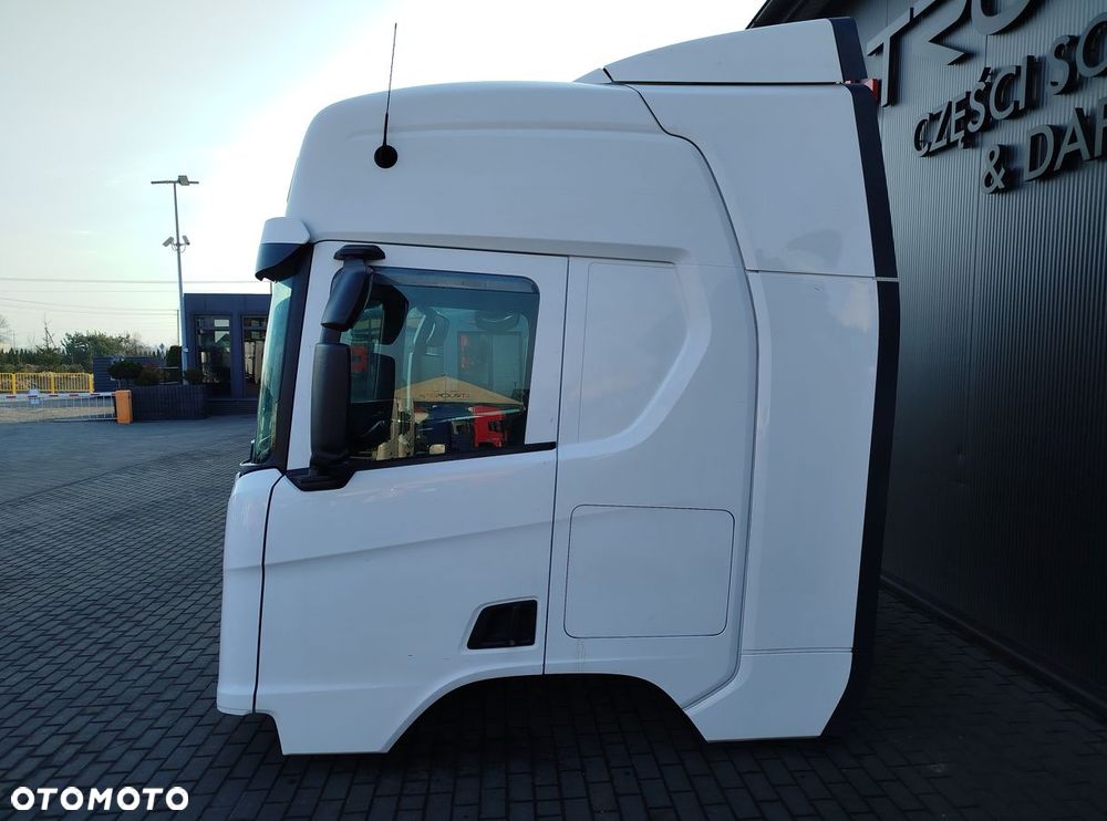 KABINA SCANIA R NTG - 6