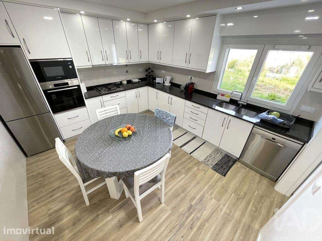 Casa / Villa T5 em Tomar e Santa Maria dos Olivais de 270 m2 - Grande imagem: 5/29
