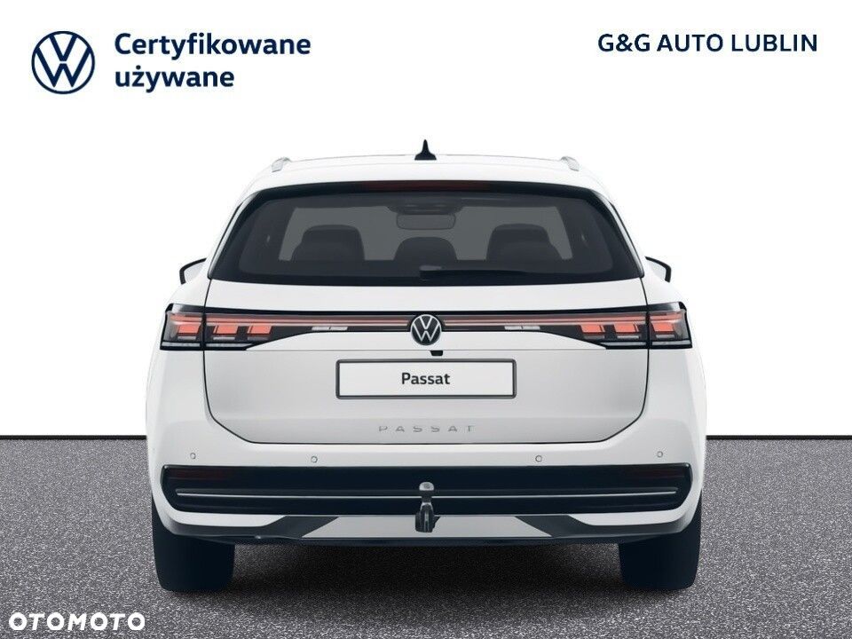 Volkswagen Passat - 8