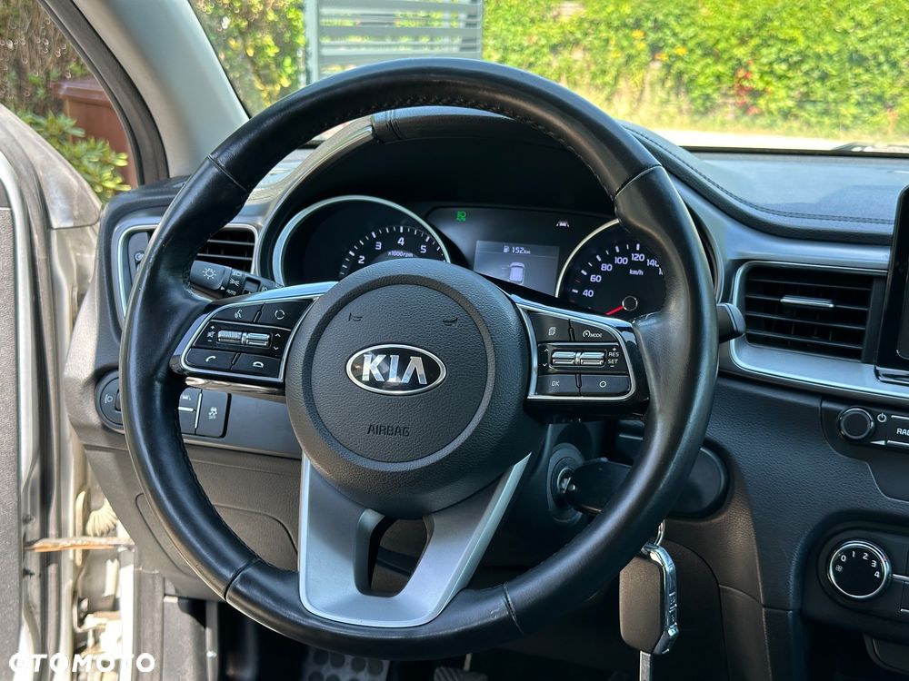 Kia Ceed 1.4 L Business Line Plus - 22