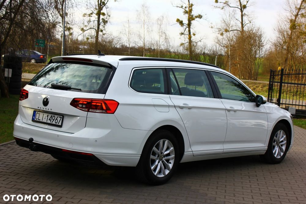 Volkswagen Passat 2.0 TDI SCR DSG Business - 20