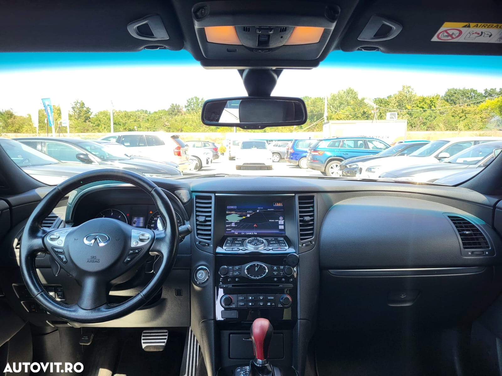 Infiniti Q70 3.0d S Premium - 9