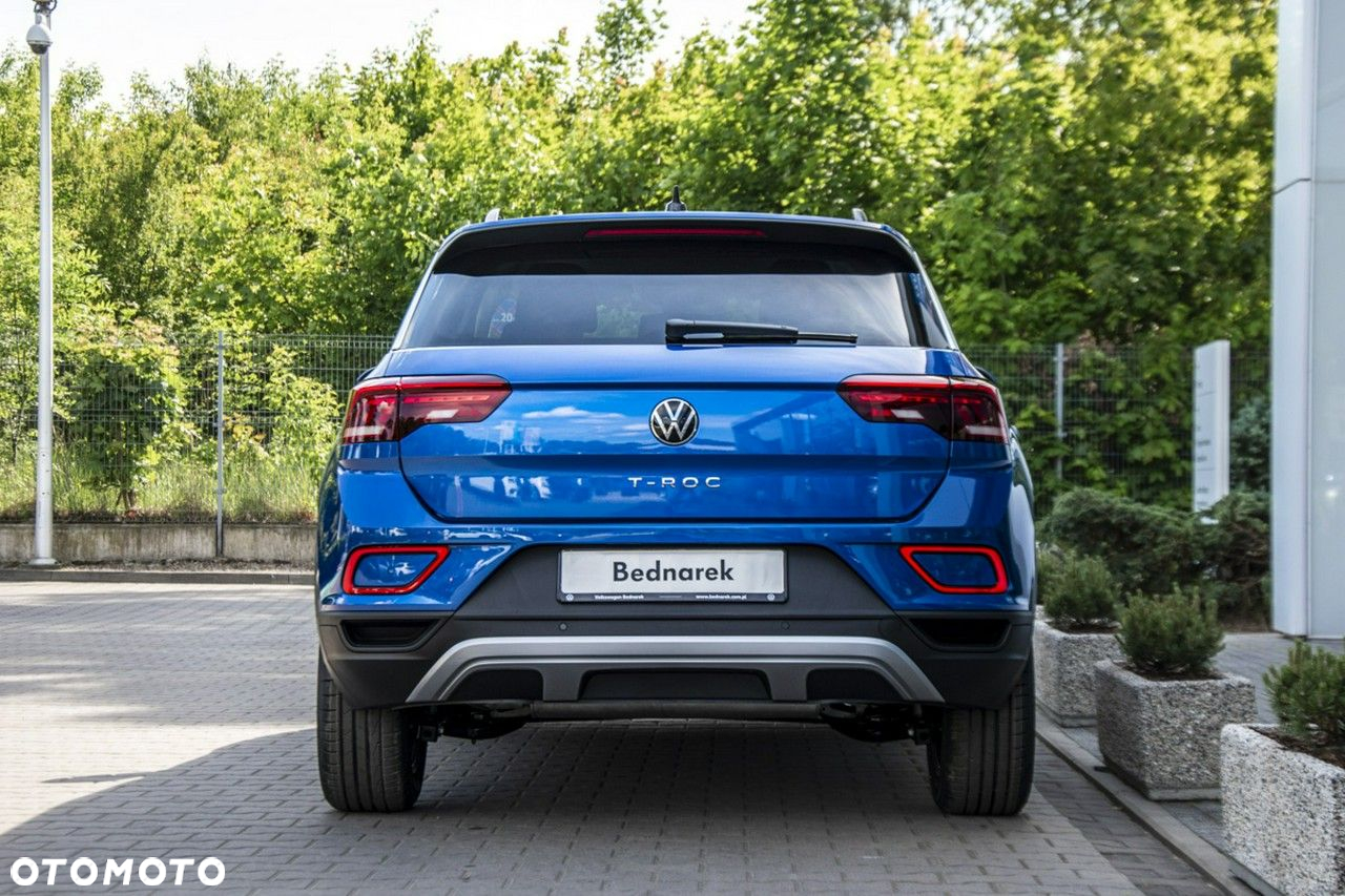 Volkswagen T-Roc - 8