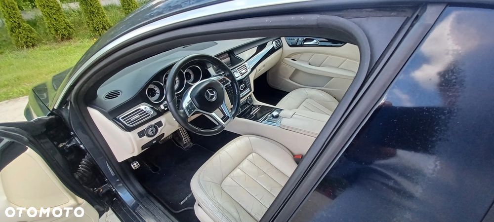 Mercedes-Benz CLS 350 CDI DPF BlueEFFICIENCY 7G-T - 25