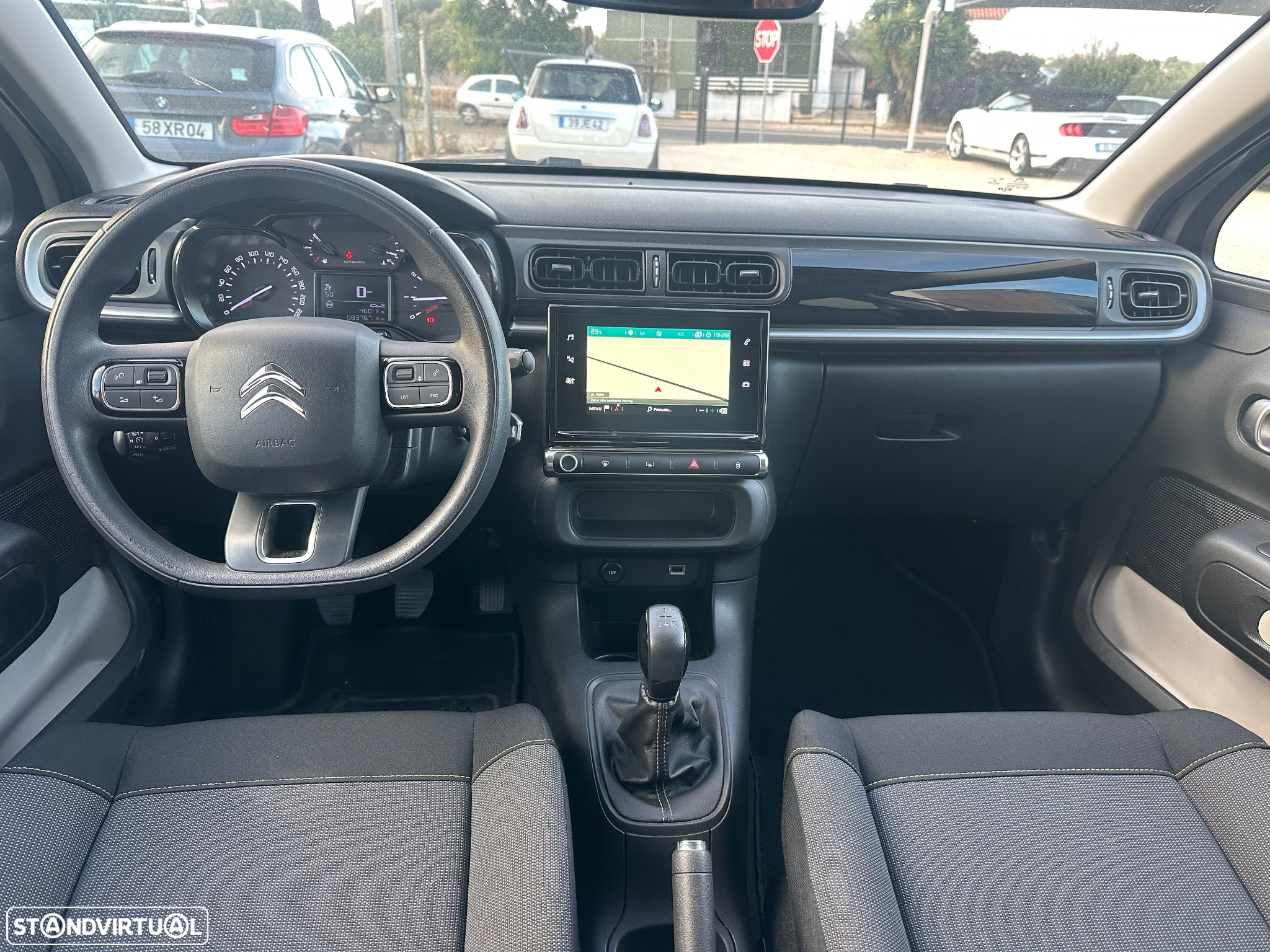 Citroën C3 1.2 PureTech Shine - 6