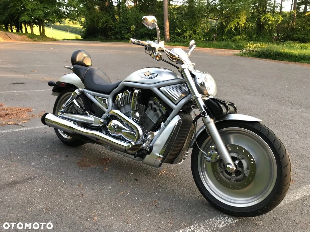 Harley-Davidson V-Rod Street Rod - 3