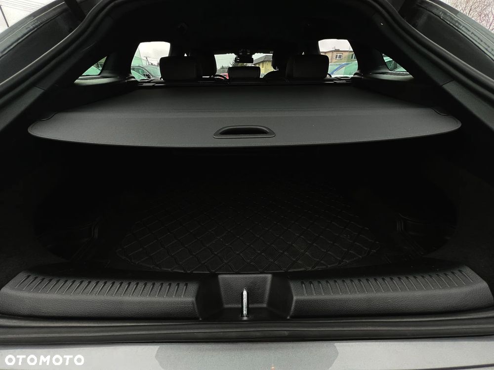 Mercedes-Benz CLA 220 d Edition 1 8G-DCT - 38