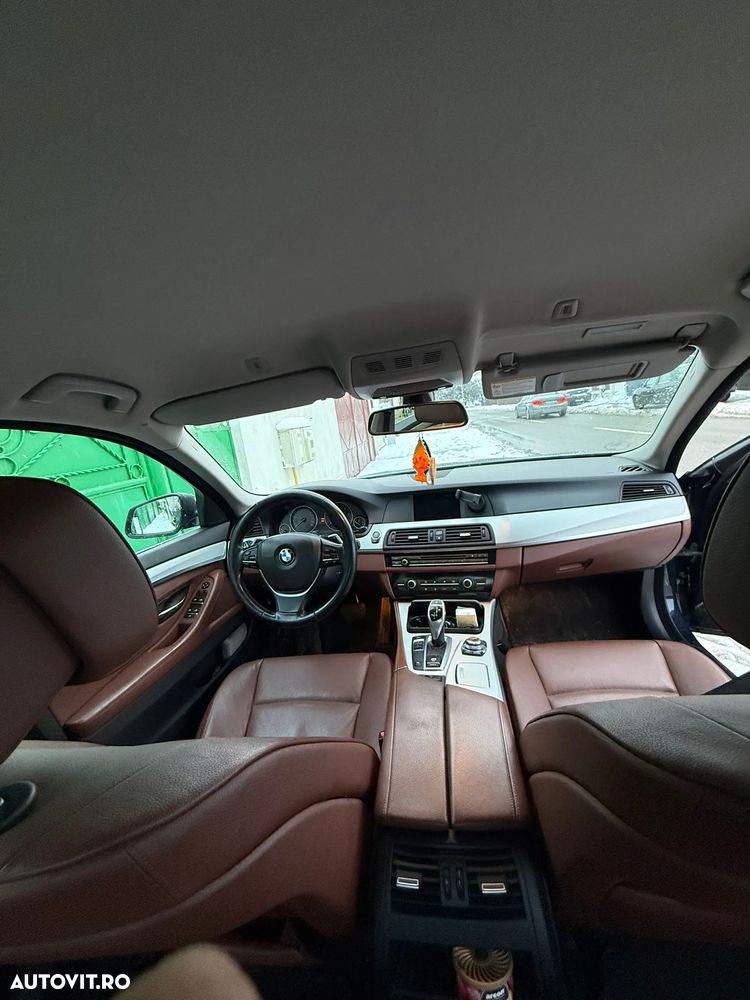 BMW Seria 5 525d Sport-Aut. - 6