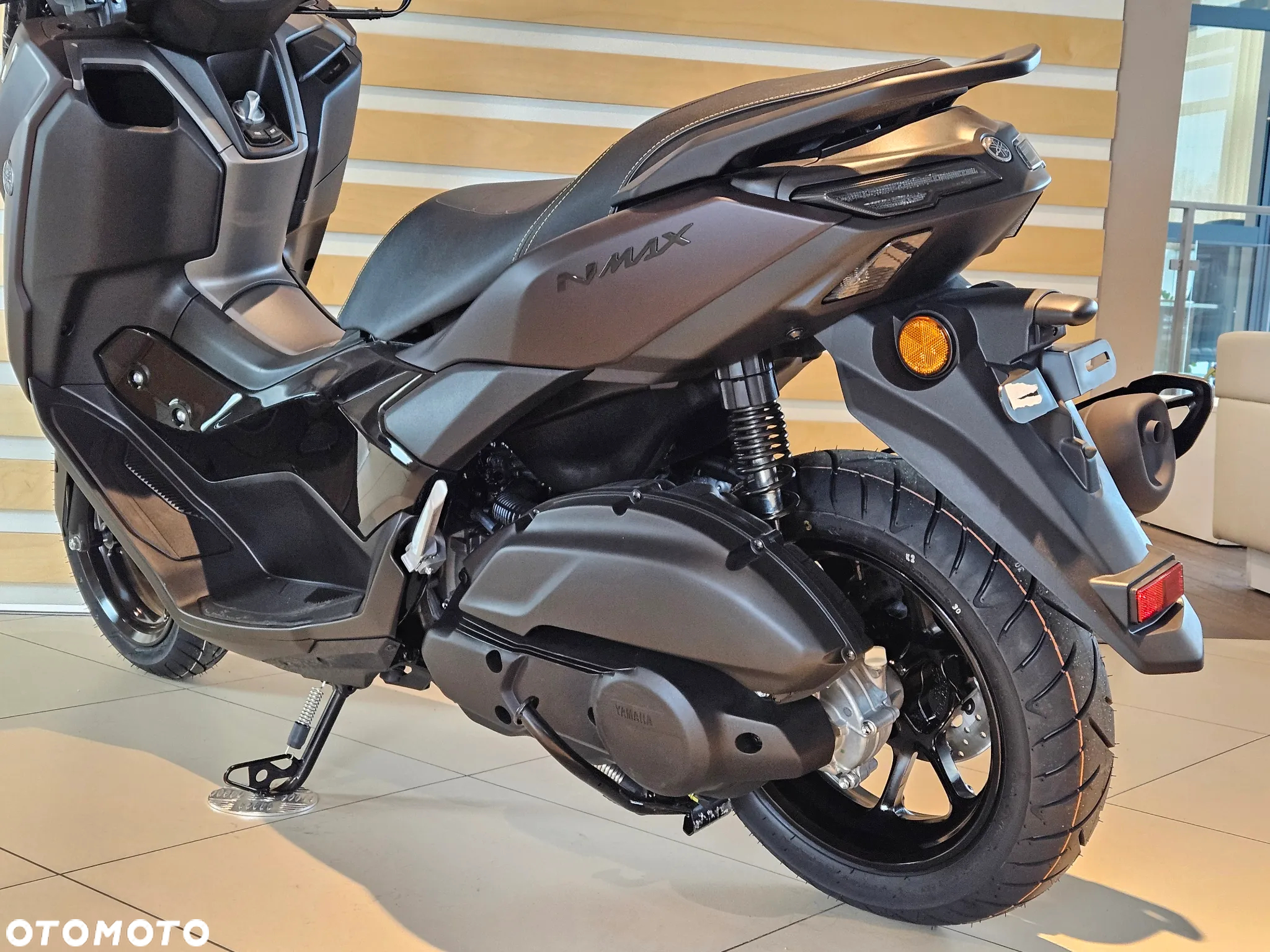 Yamaha NMAX - 8