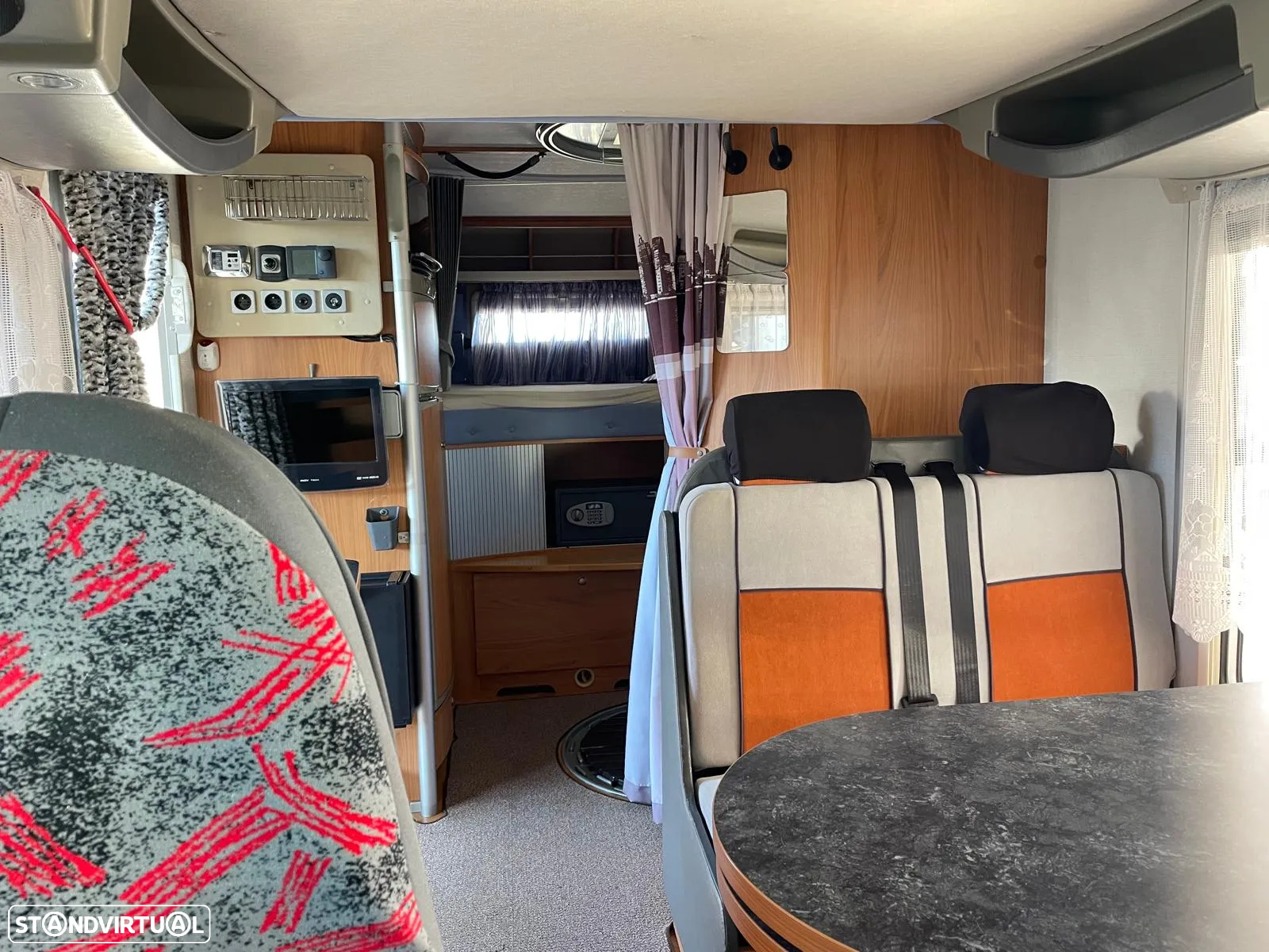 Burstner mega-van IT 675 - Autocaravana c/Cama Basculante - 15