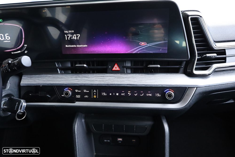 Kia Sportage 1.6 T-GDI Drive - 19