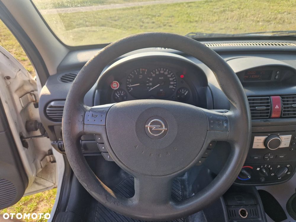 Opel Combo - 19