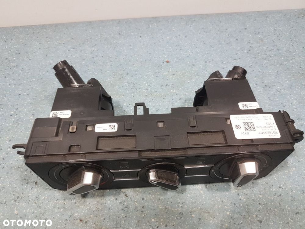VOLKSWAGEN POLO VI 2G PANEL KLIMATYZACJI 2G1820045F - 2