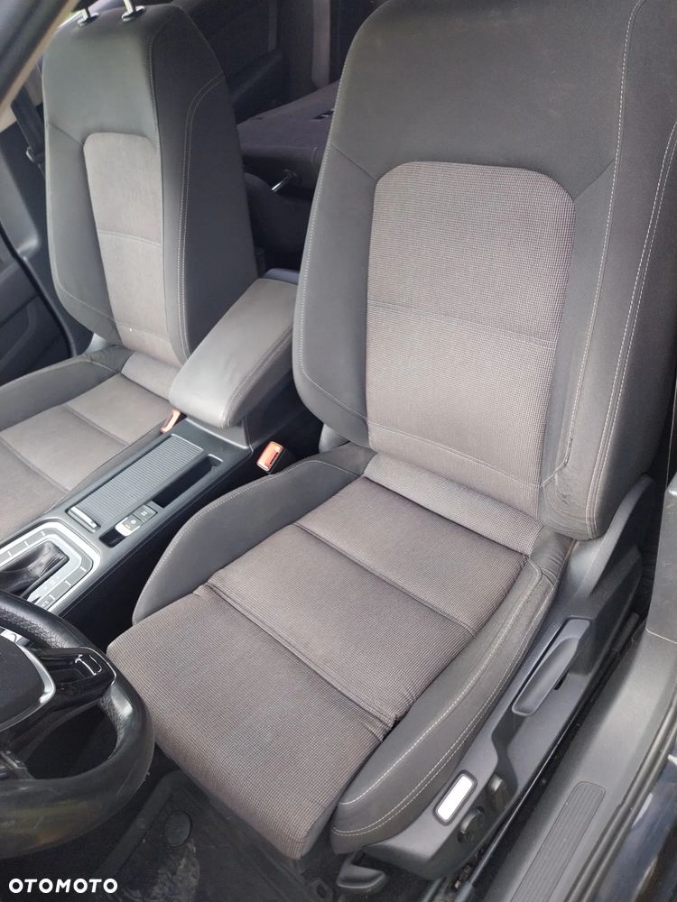Volkswagen Passat 2.0 TDI SCR Comfortline DSG - 14