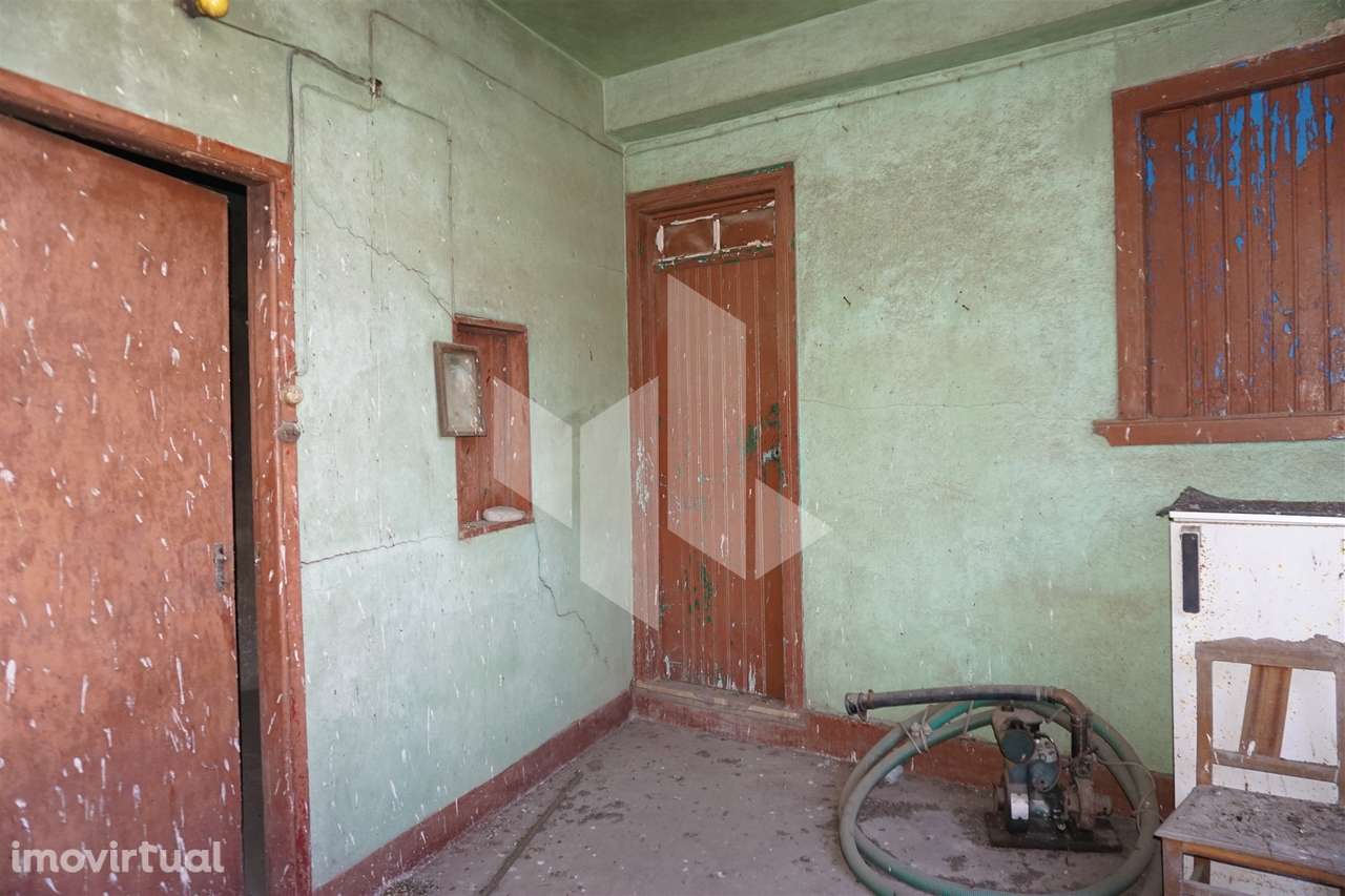 Moradia para Restaurar T2 Venda em Lajeosa do Dão,Tondela - Grande imagem: 4/16