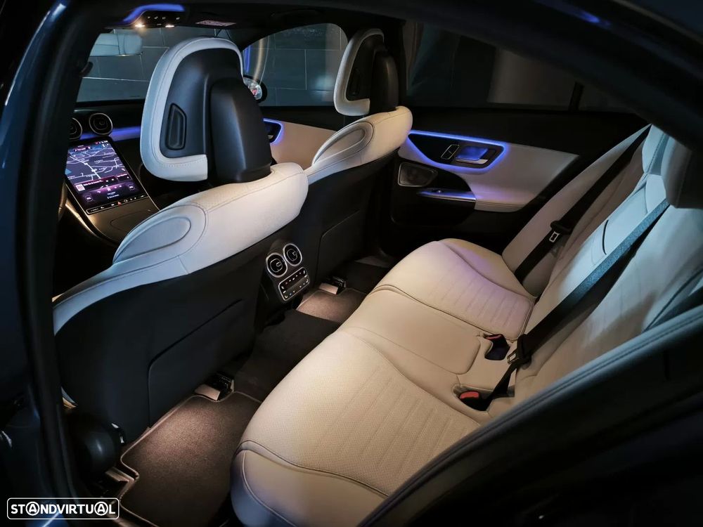 Mercedes-Benz C 300 d AMG Line - 27