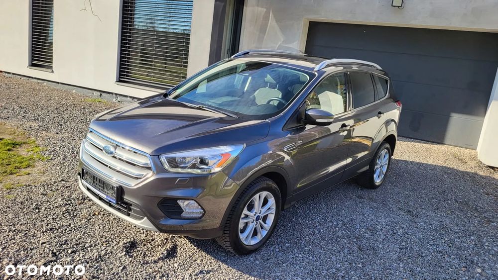 Ford Kuga 2.0 TDCi FWD Titanium - 4