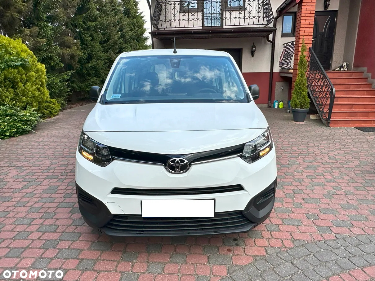 Toyota Proace City Verso 1.5 D-4D Business - 4