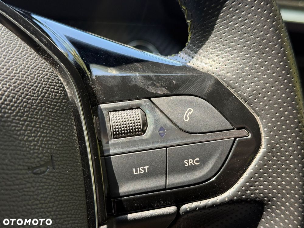 Peugeot 2008 - 20