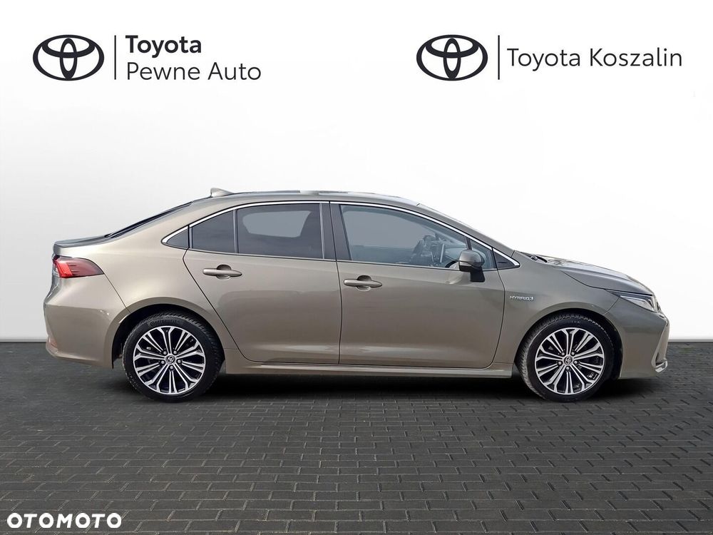 Toyota Corolla 1.8 Hybrid Comfort - 22