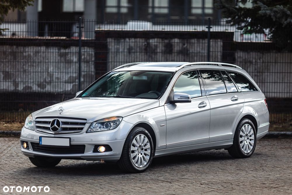 Mercedes-Benz Klasa C 180 BlueEFFICIENCY Elegance - 3