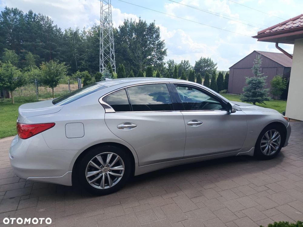 Infiniti Q50 - 24
