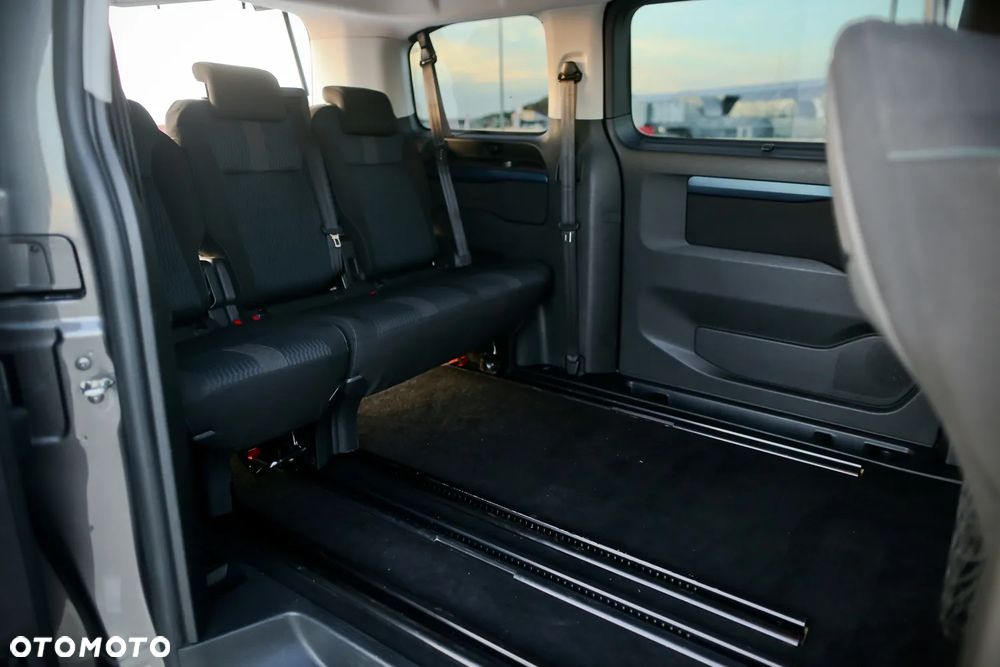 Peugeot Traveller L2 2.0 EAT8 Active - 25