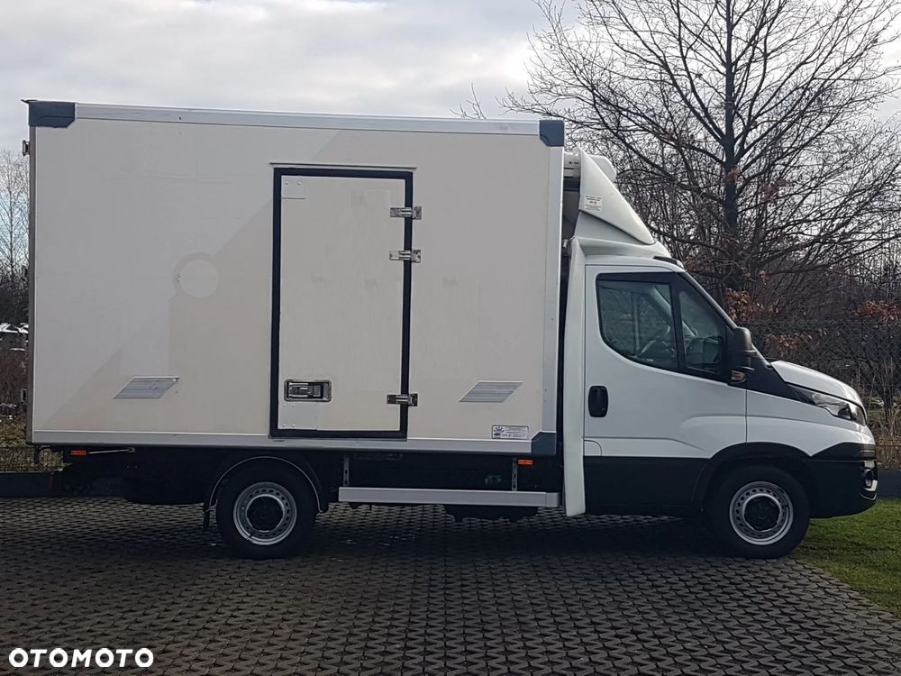 Iveco DAILY 6EP CHŁODNIA MROŹNIA IZOTERMA AGREGAT THERMO KING V-200 MAX GRZANIE ZASILANIE Z SILNIKA + ELEKTRYCZNE - 13