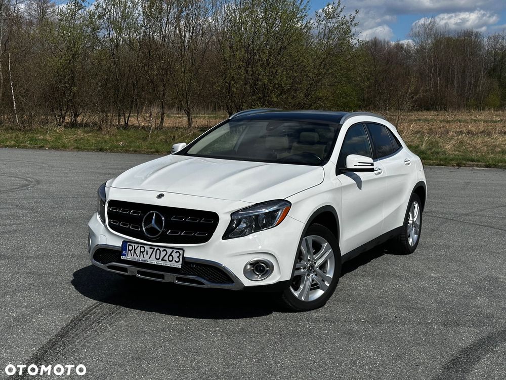 Mercedes-Benz GLA 250 4Matic 7G-DCT - 1