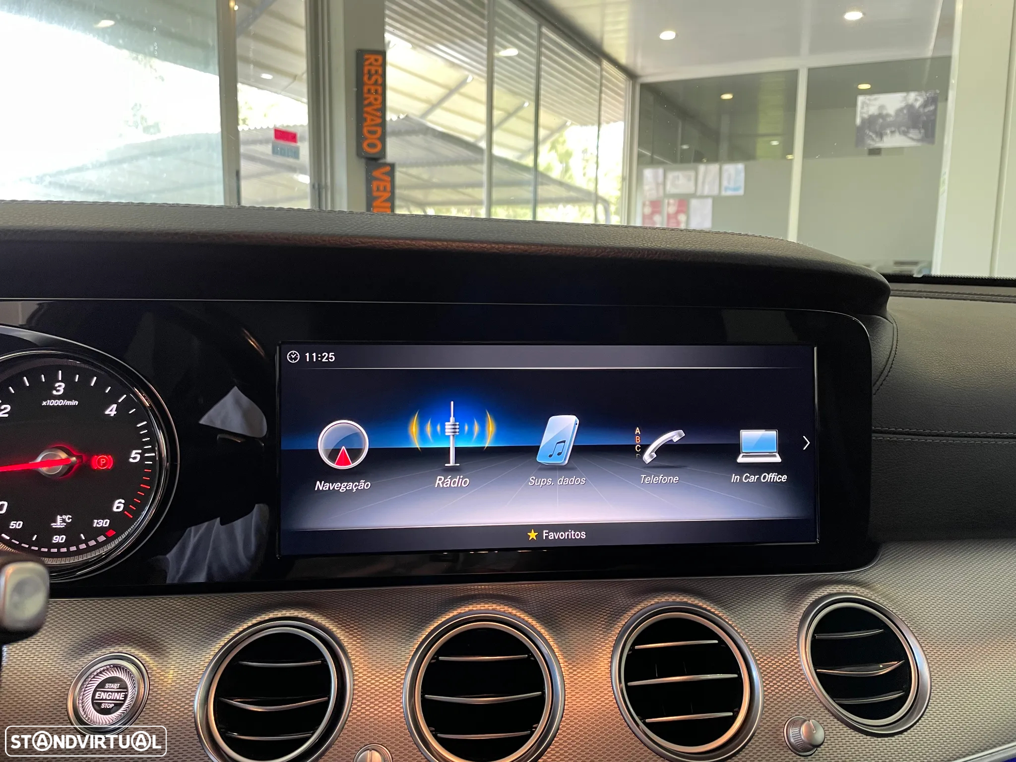 Mercedes-Benz E 220 d AMG - 16