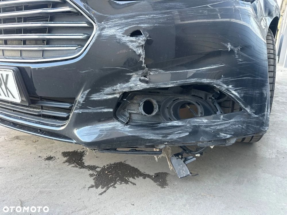 Ford Mondeo 2.3 Ambiente - 25