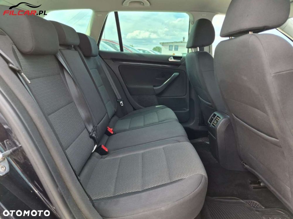 Volkswagen Golf - 12