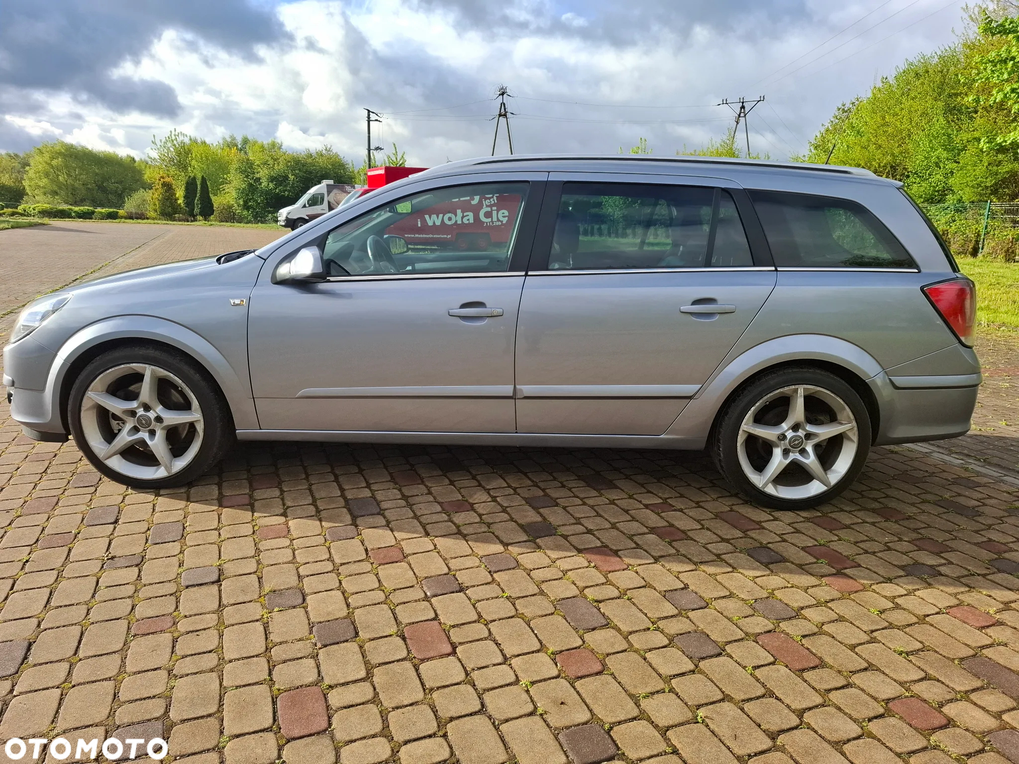 Opel Astra 1.9 CDTI Caravan DPF NAVI - 11