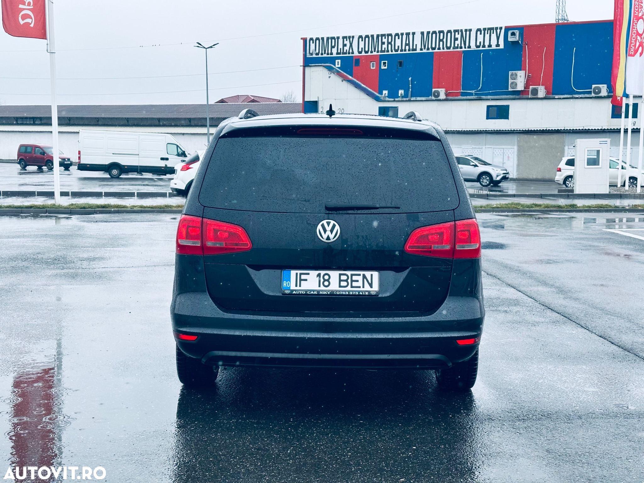Volkswagen Sharan 2.0 TDI DSG BlueMotion Technology Comfortline - 6