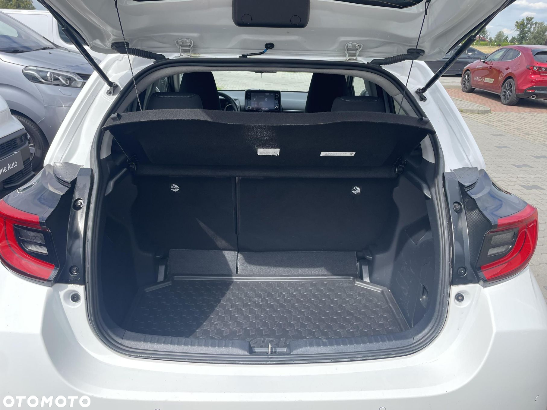 Toyota Yaris Hybrid 1.5 Comfort - 9