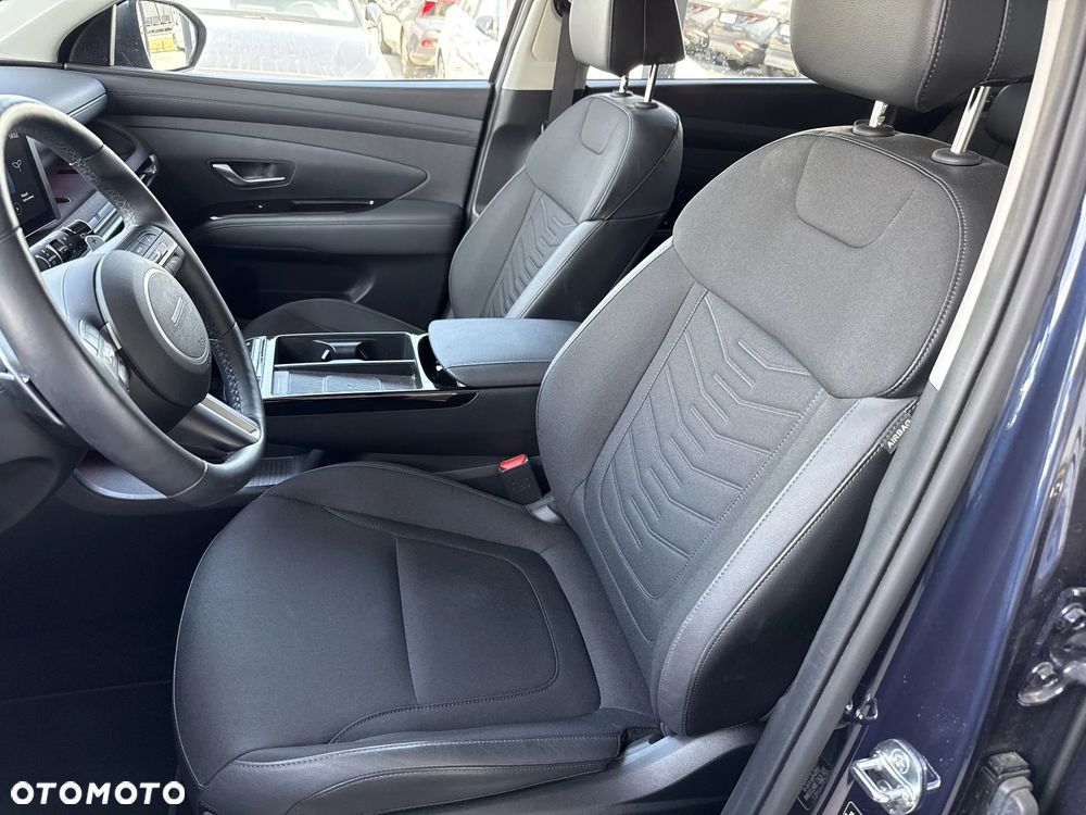 Hyundai Tucson 1.6 T-GDi HEV Executive 2WD - 14