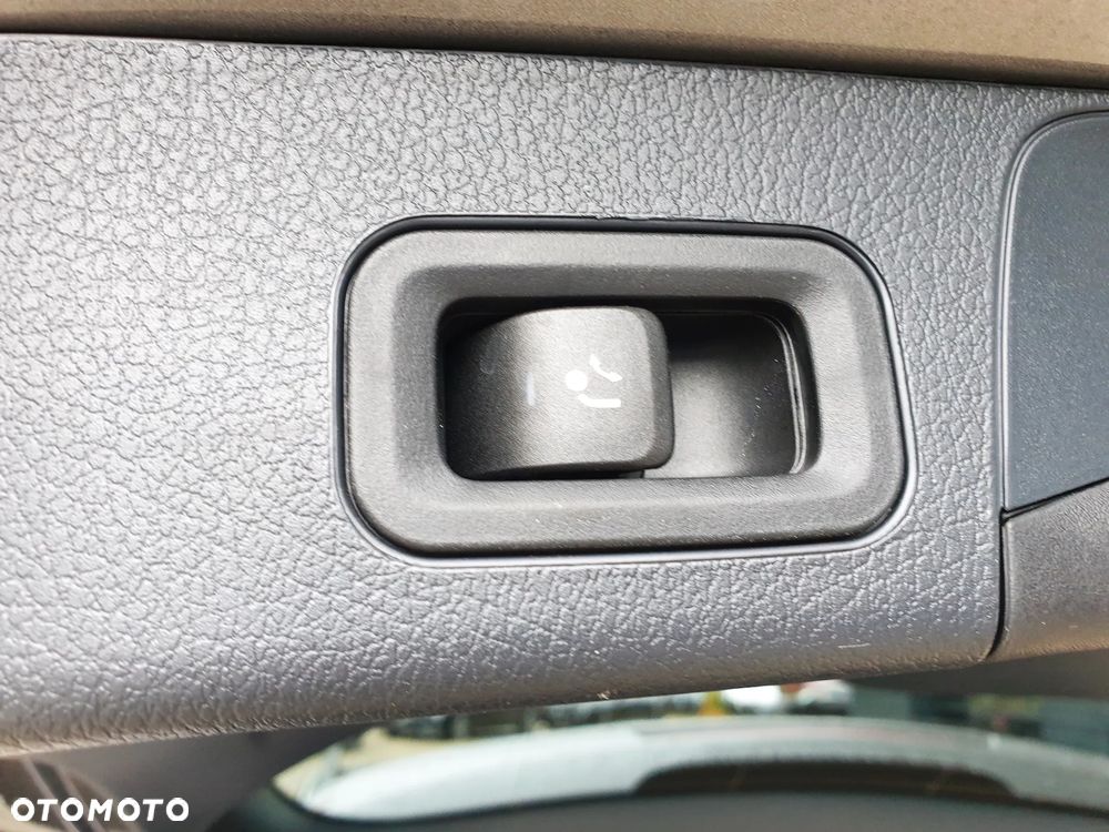 Mercedes-Benz GLB 220 d 4-Matic AMG Line 8G-DCT - 11