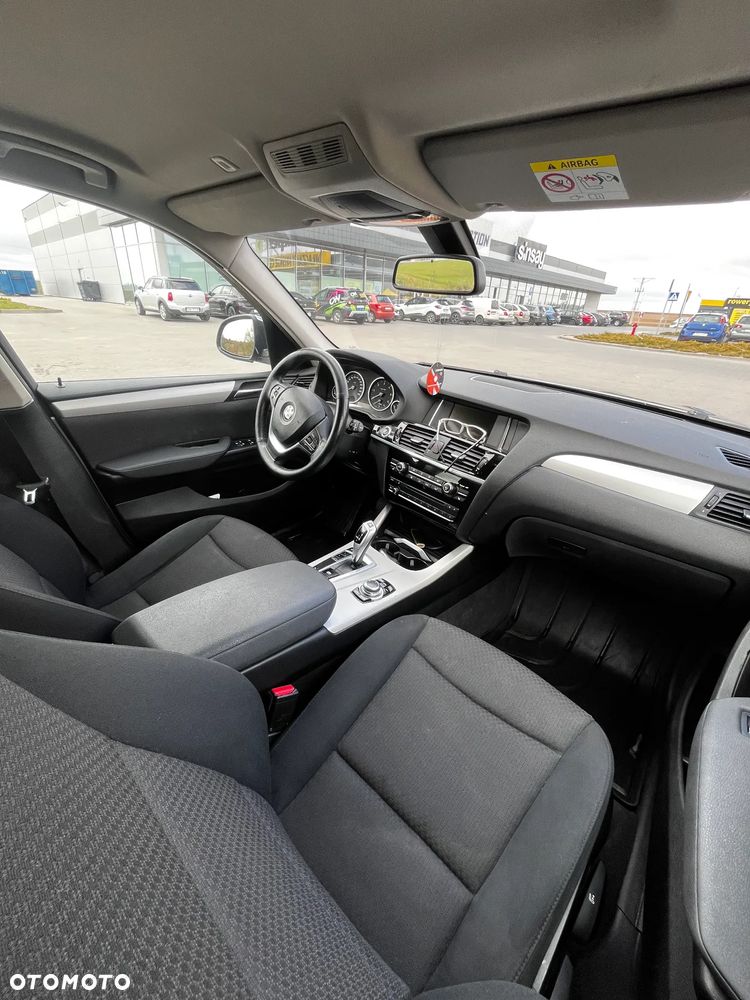 BMW X3 sDrive18d - 9