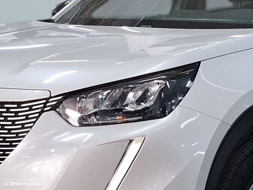 Peugeot e-2008 50 kWh Active - 3