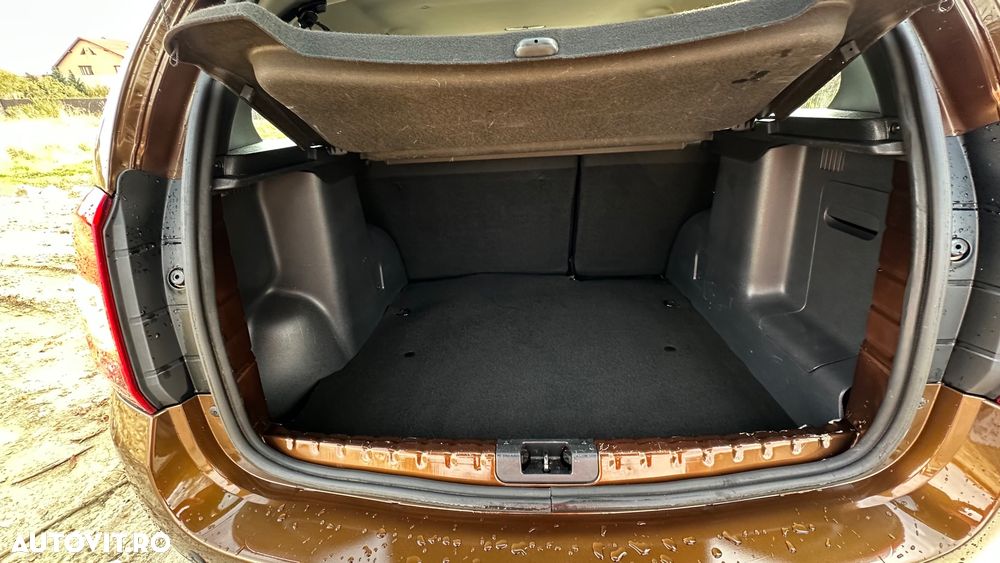 Dacia Duster 1.2 TCe Prestige jante 16" - 10