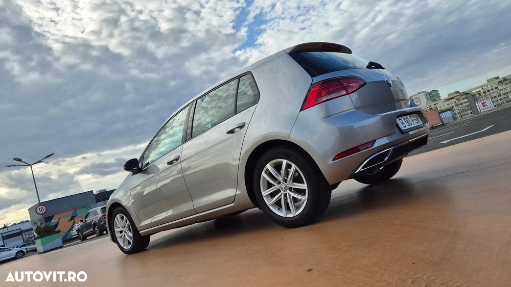 Volkswagen Golf - 40