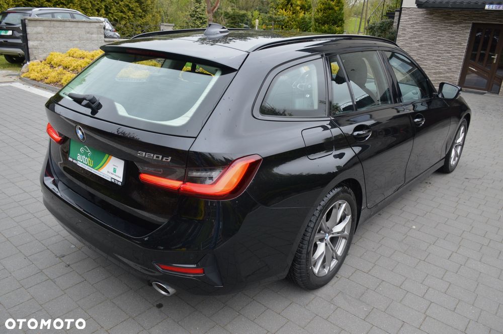 BMW Seria 3 320d MHEV Sport Line - 7