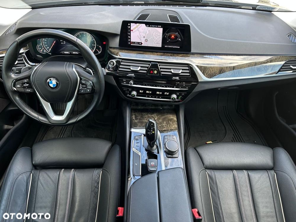 BMW Seria 5 530i GPF xDrive Sport Line sport - 5