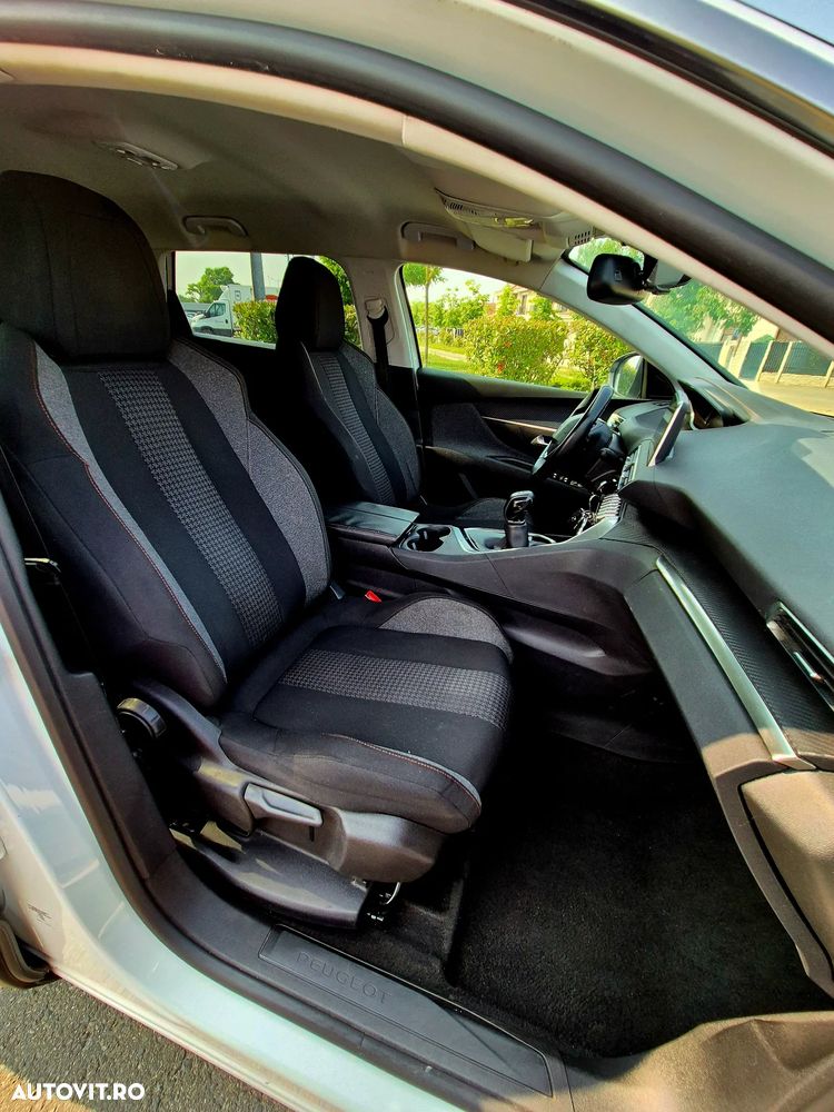 Peugeot 5008 1.6 BlueHDI Active - 14
