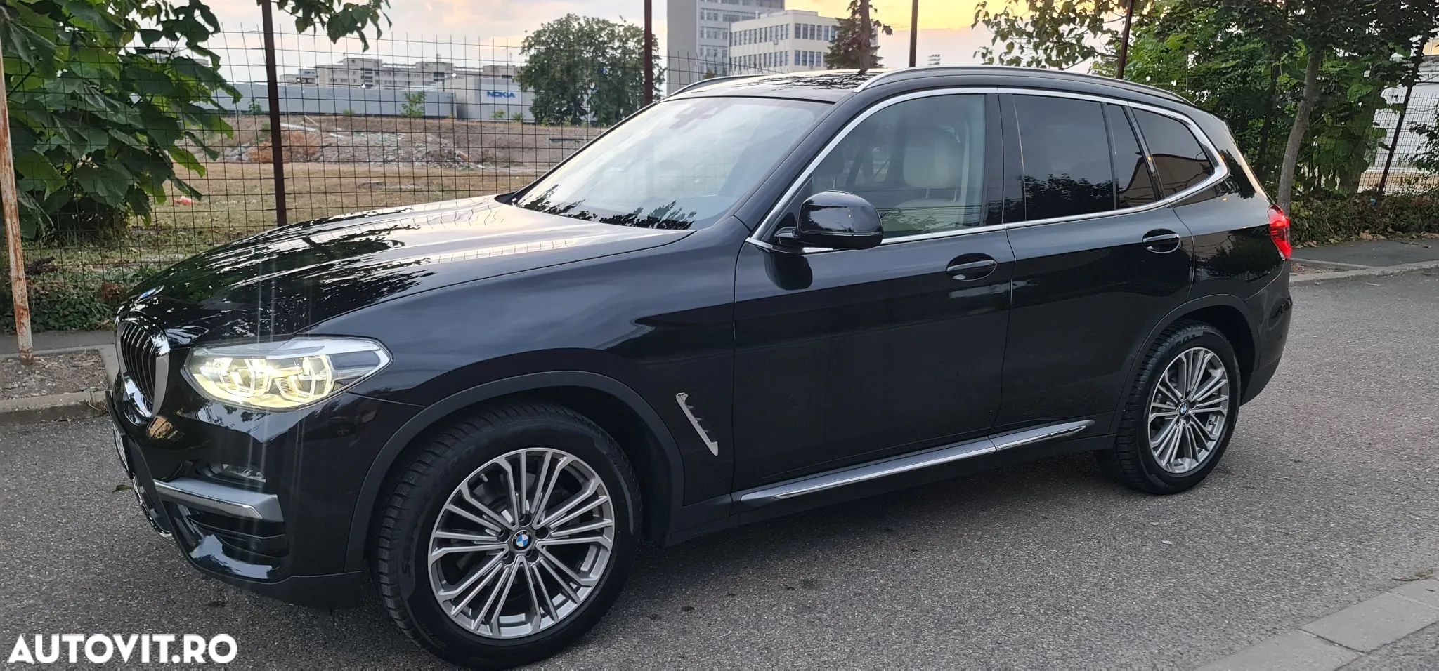 BMW X3 xDrive20d AT Luxury Line - 1